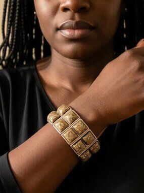 Gold Glitter Square Stretch Bracelet